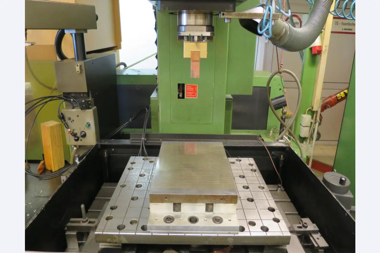 AMTEC Advanced Mould Technology GmbH-2