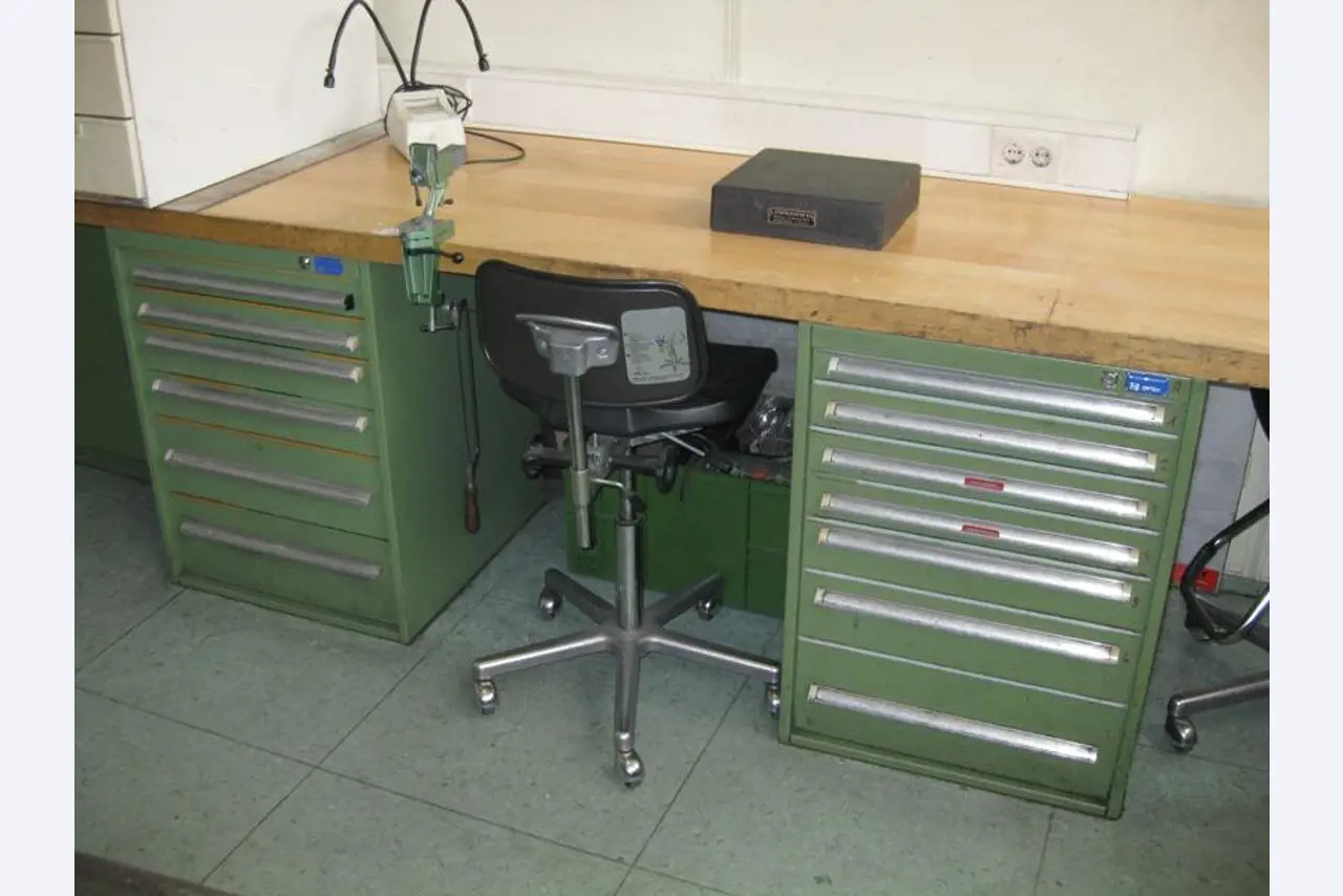 werkad Kunststofftechnik GmbH<br>(antes wzb Bremen Werkzeugbau GmbH)
-1