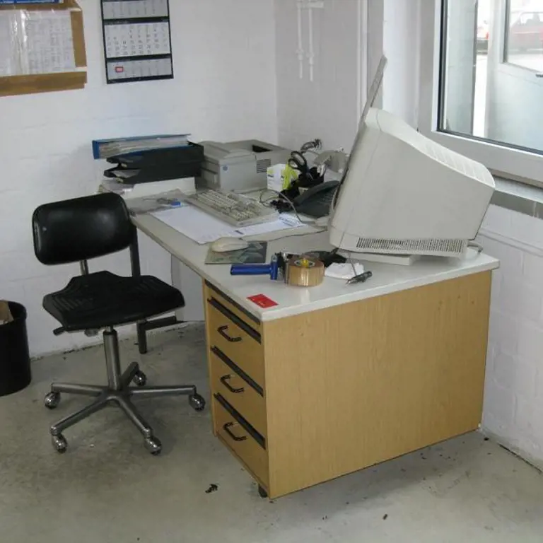 lot office furniture