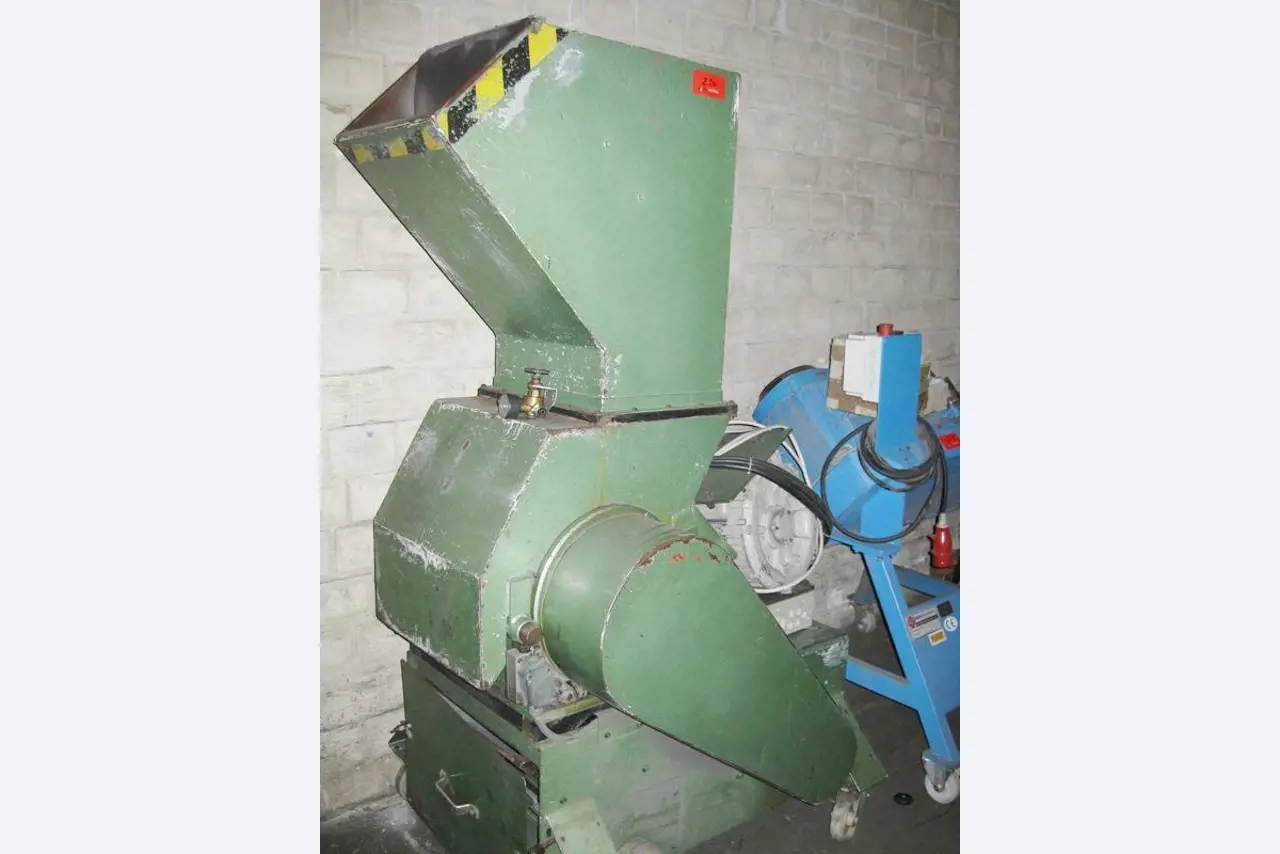 werkad Kunststofftechnik GmbH<br>(antes wzb Bremen Werkzeugbau GmbH)
-1