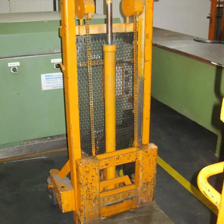 platform forklift