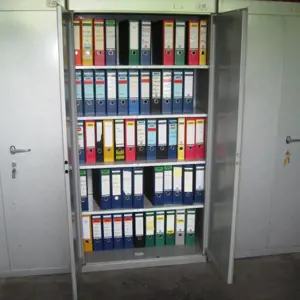 13 13 Stahlschränke