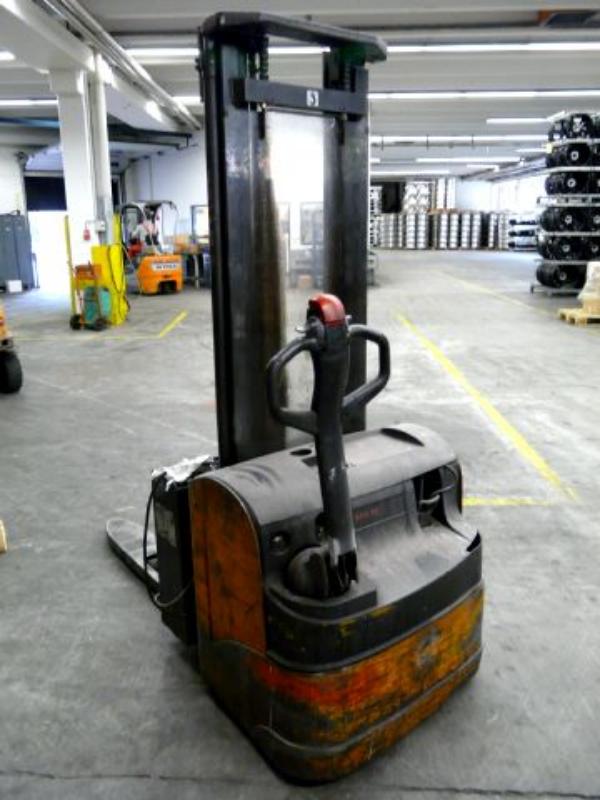 Máquinas de fundición de baja presión-16