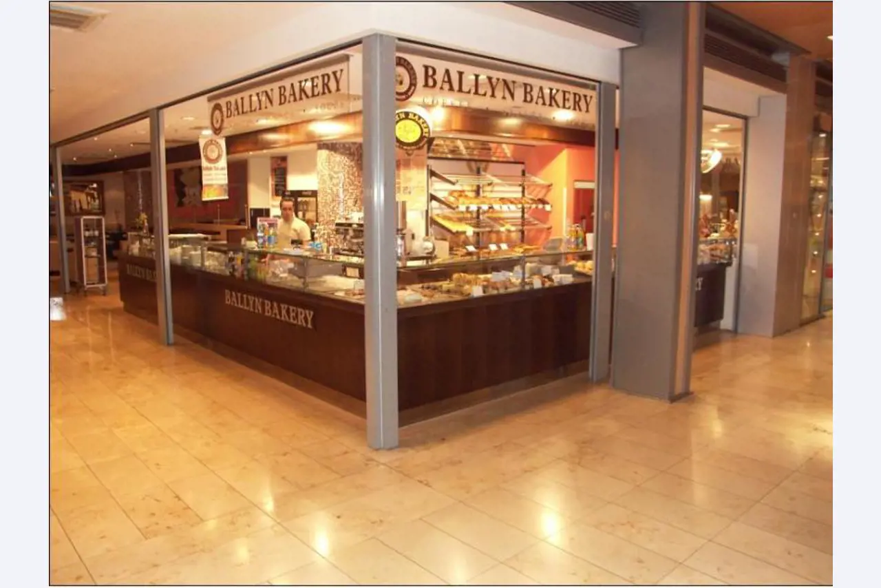 hochwertiges Gastro-, Backshop- und Kantinenequipment
-3