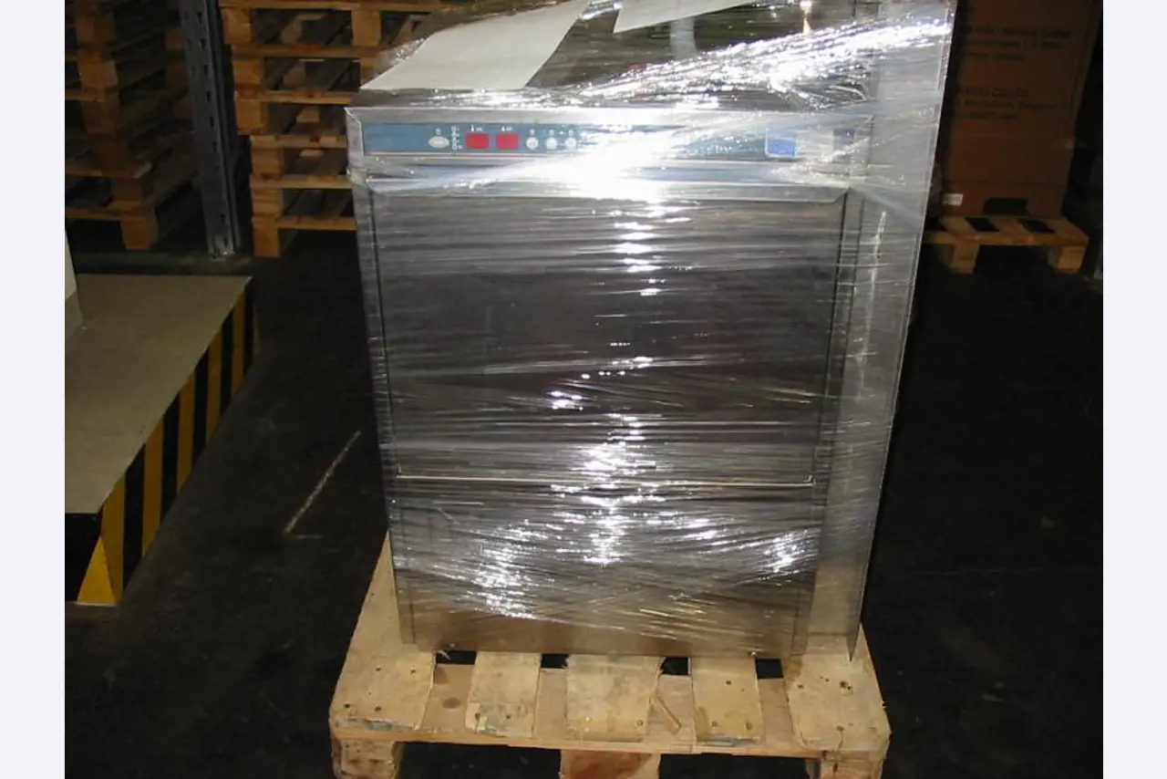 hochwertiges Gastro-, Backshop- und Kantinenequipment
-28