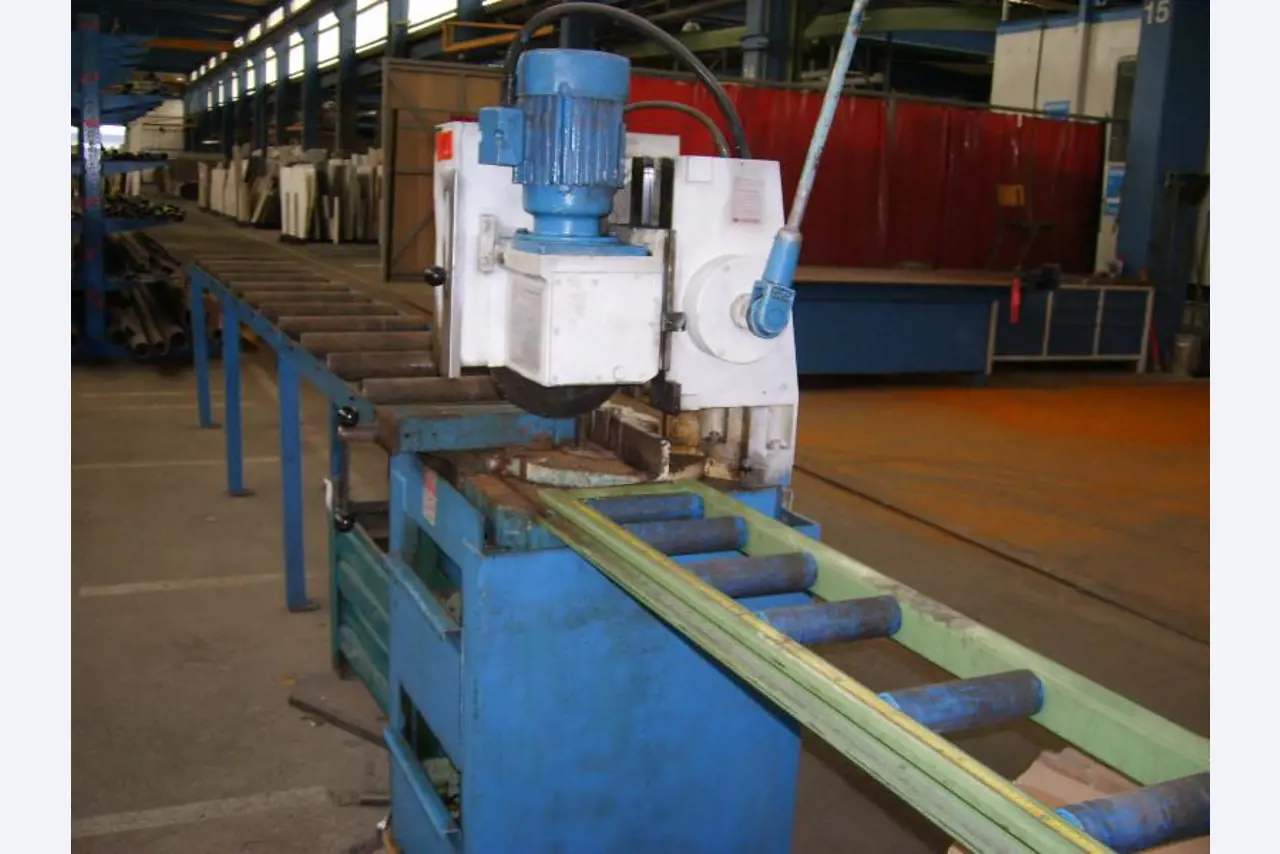 Kenngott International GmbH & Co. KG<br>und Zusatzaufträge-1