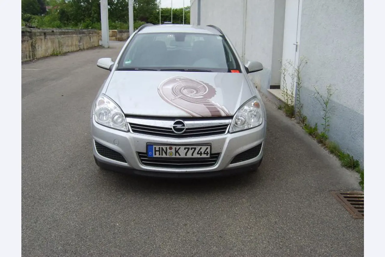 Kenngott International GmbH & Co. KG<br>in dodatna naročila-1