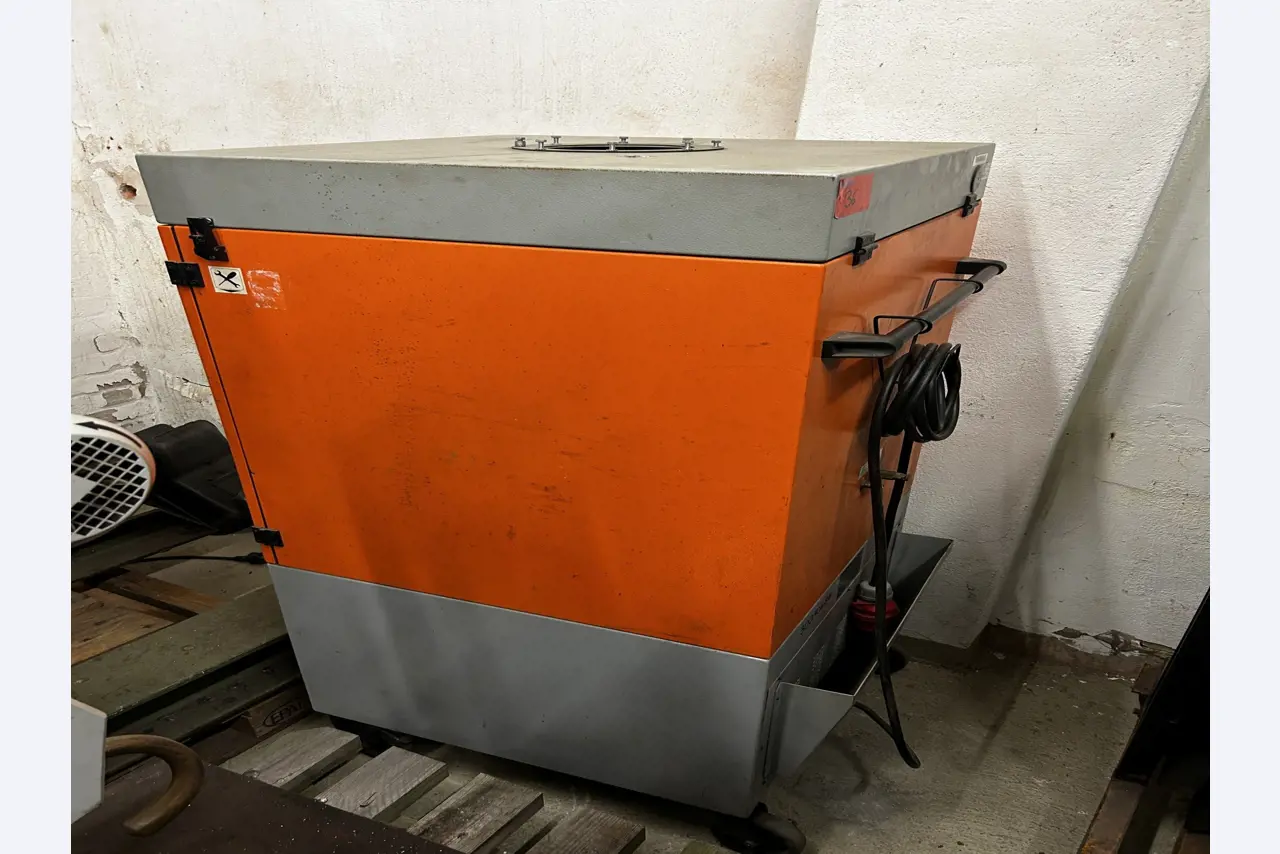 Technical equipment from the port environment-2