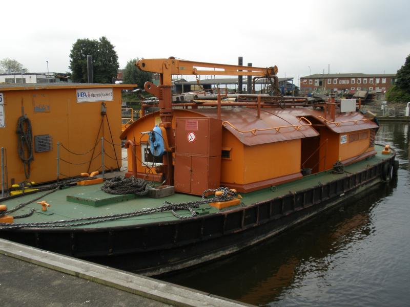 well-maintained Vessel Ice boat/ tug<br>"Hugo Lentz"-1