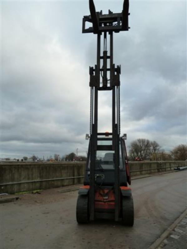 well-maintained Vessel Ice boat/ tug<br>"Hugo Lentz"-15