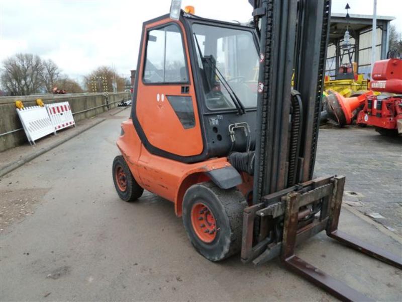 well-maintained Vessel Ice boat/ tug<br>"Hugo Lentz"-6