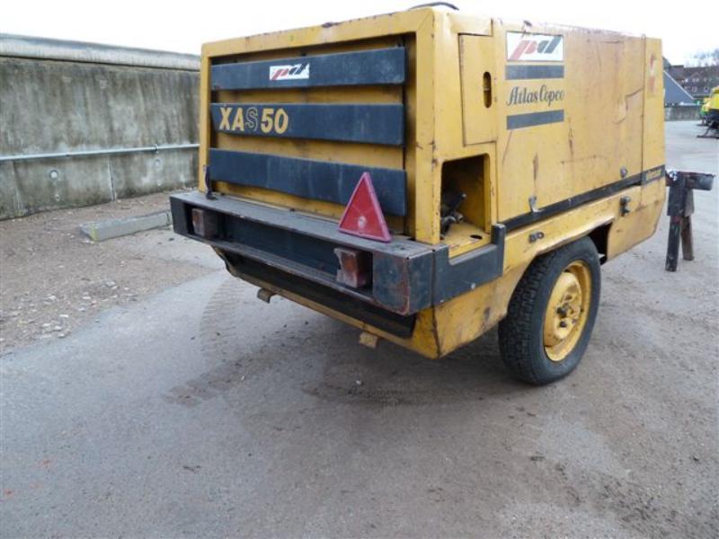 well-maintained Vessel Ice boat/ tug<br>"Hugo Lentz"-1