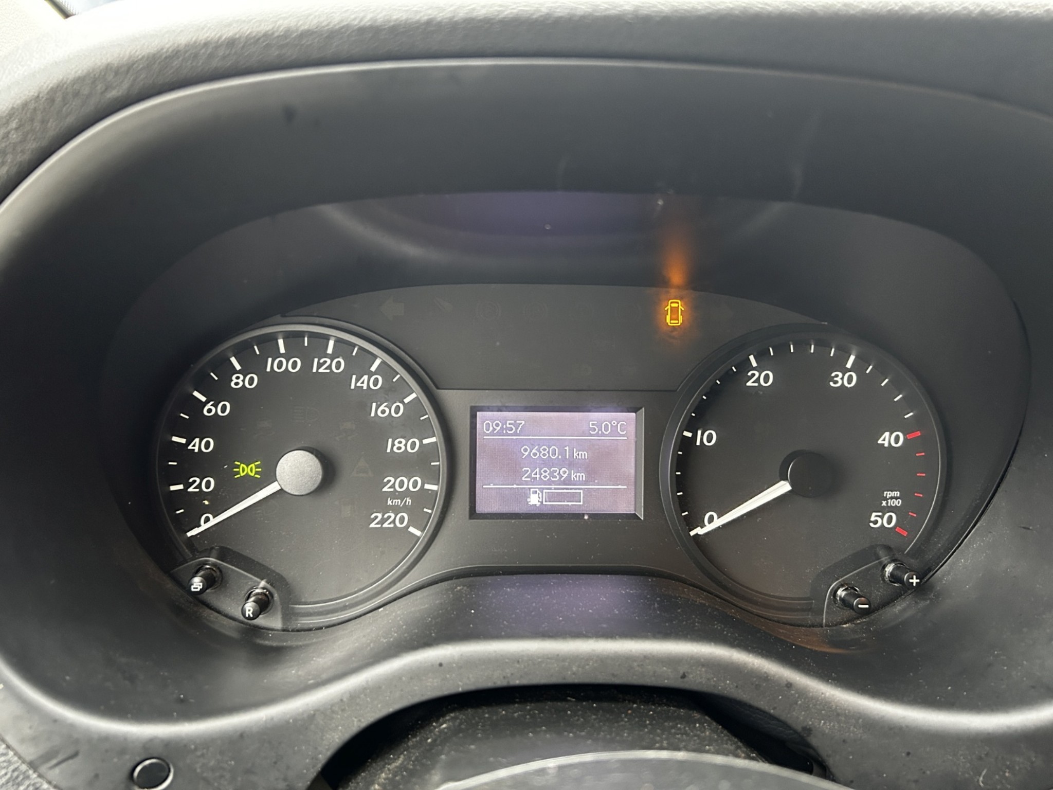 div. Kantineneinrichtung sowie Werkstattzubehör aus dem Hafenumfeld-11