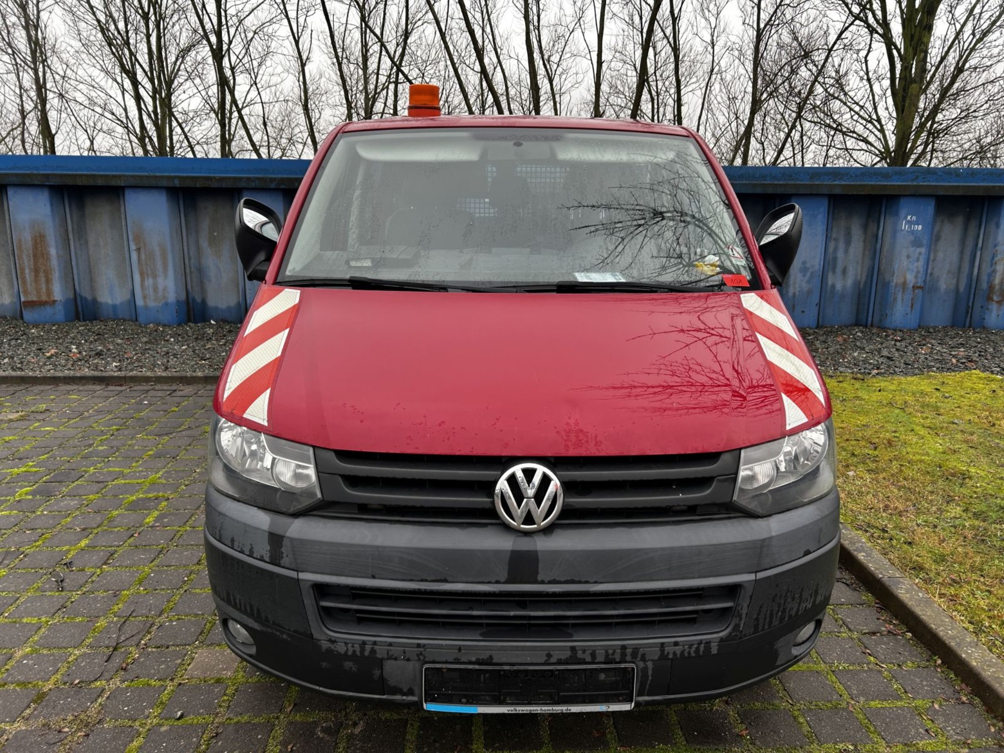 div. Kantineneinrichtung sowie Werkstattzubehör aus dem Hafenumfeld-2