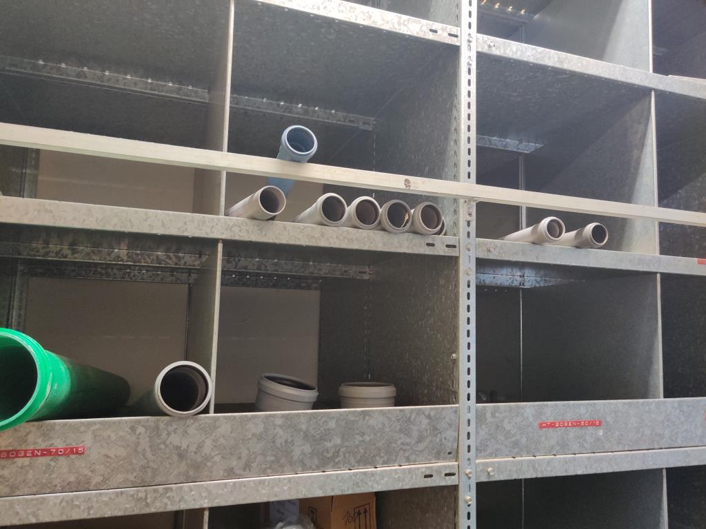 Equipos de taller y fontanería de la zona portuaria-6