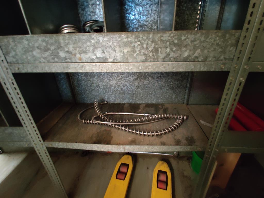 Werkstatt/ Klempnereinrichtung aus dem Hafenumfeld-2