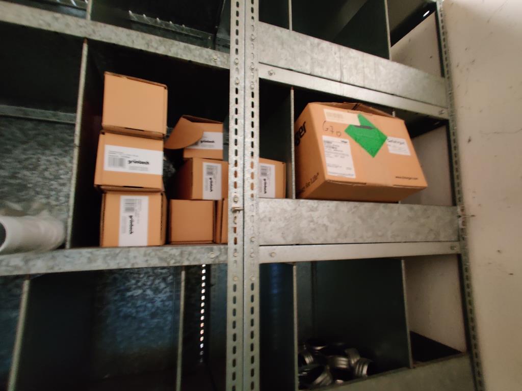 Werkstatt/ Klempnereinrichtung aus dem Hafenumfeld-6