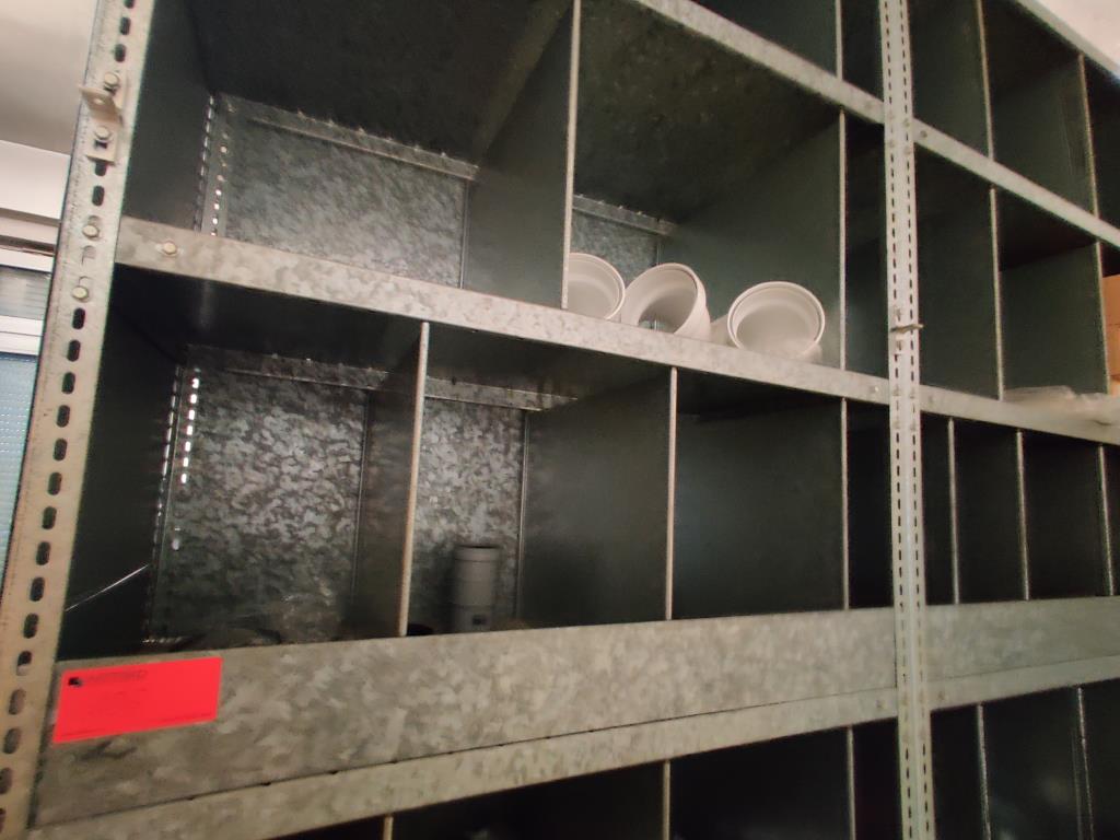 Werkstatt/ Klempnereinrichtung aus dem Hafenumfeld-7