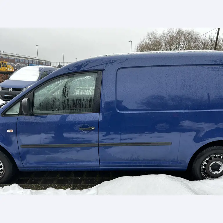 gepflegte Fahrzeuge aus dem Hafenumfeld-10