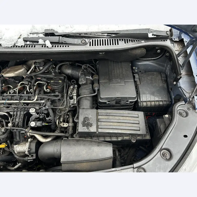 gepflegte Fahrzeuge aus dem Hafenumfeld-19