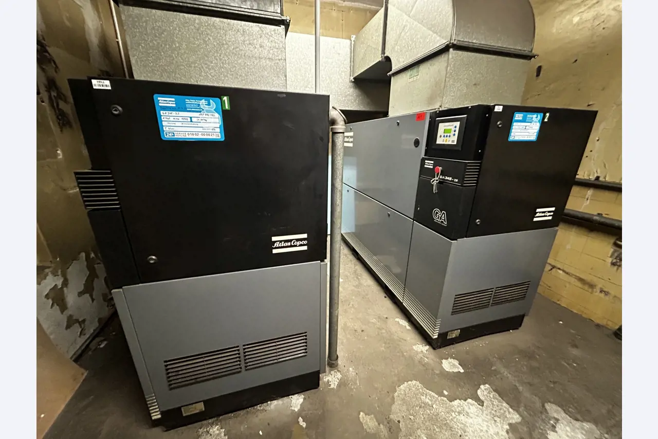 Technical equipment from the port environment-1