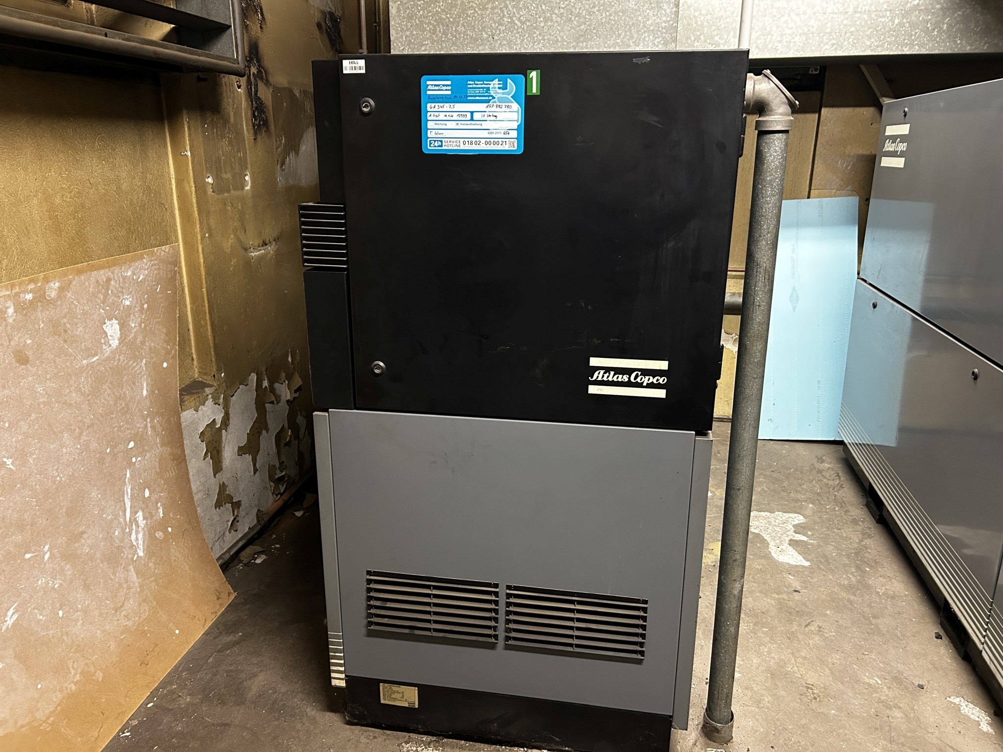 Technical equipment from the port environment-2