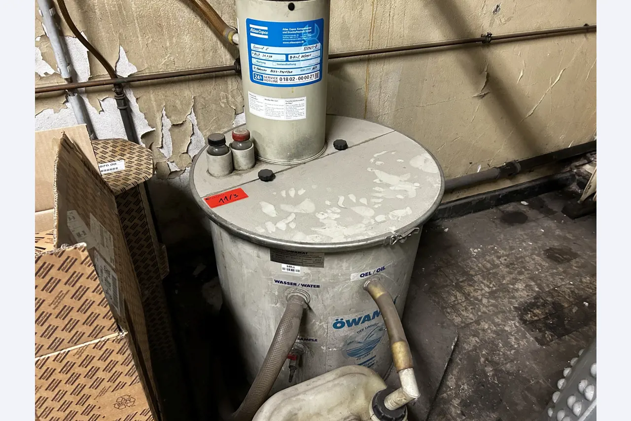 Technical equipment from the port environment-14