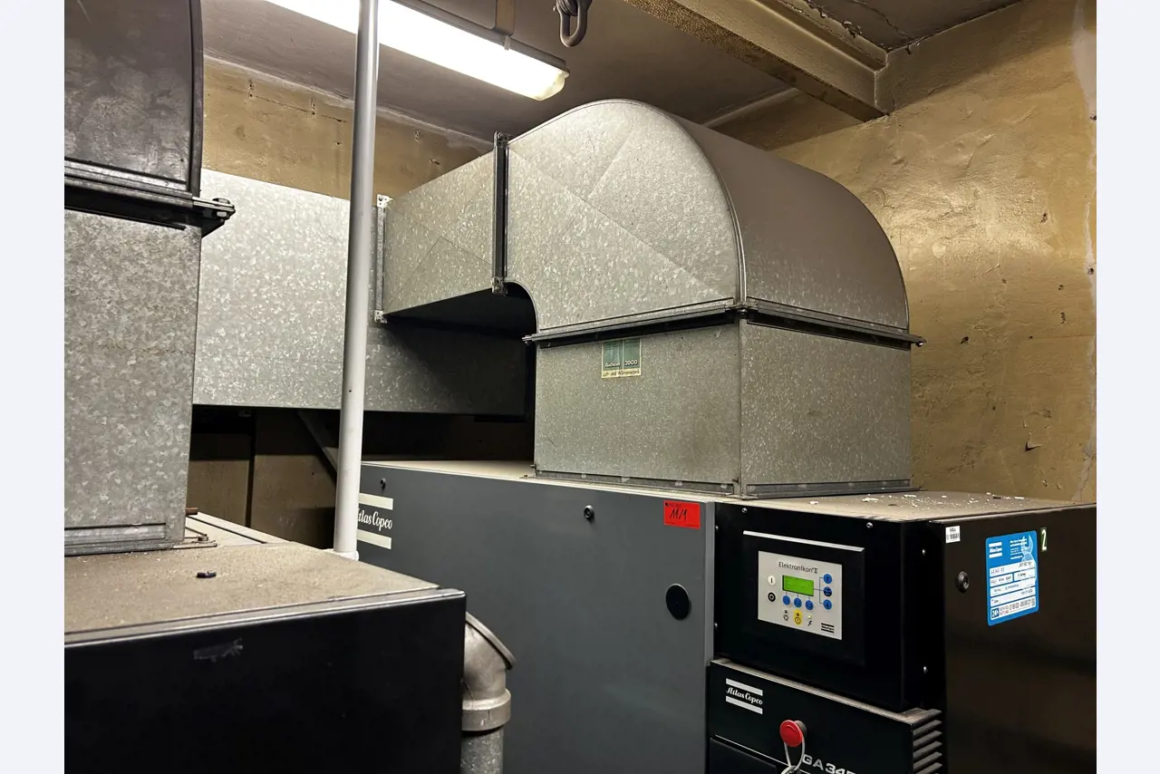 Technical equipment from the port environment-9