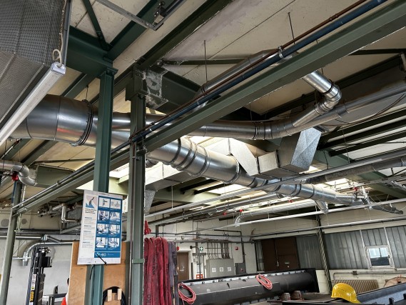 Working ship (direction finding boat) "Deepenschriewer IV" <br>and living barge "WS 3"-12