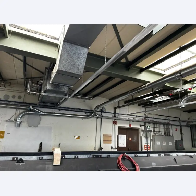 Working ship (direction finding boat) "Deepenschriewer IV" <br>and living barge "WS 3"-13