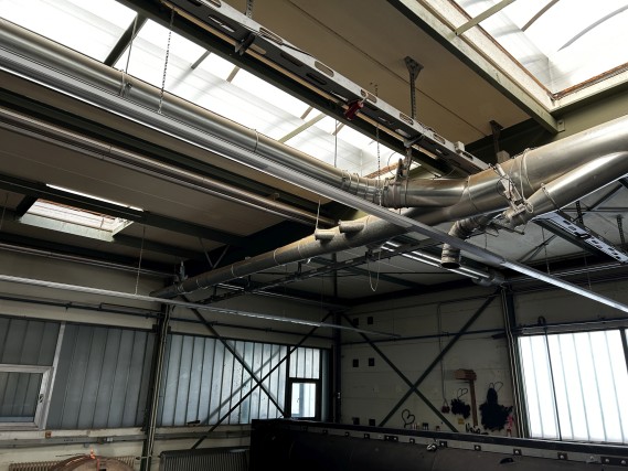 Working ship (direction finding boat) "Deepenschriewer IV" <br>and living barge "WS 3"-14