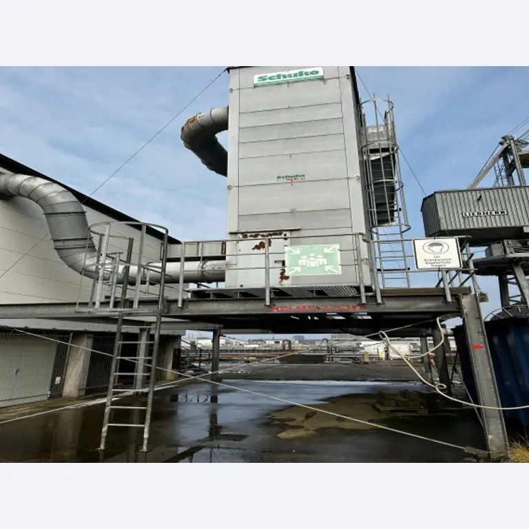 Working ship (direction finding boat) "Deepenschriewer IV" <br>and living barge "WS 3"-5