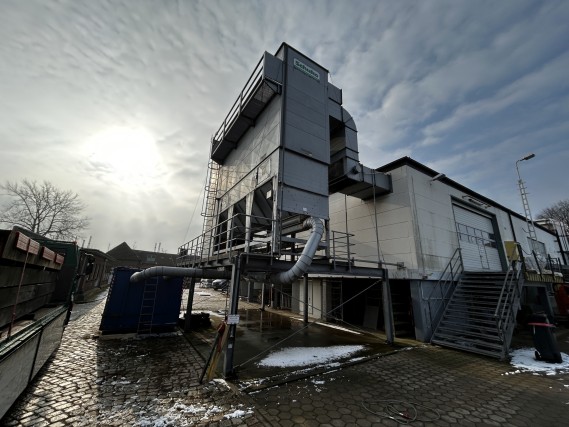 Working ship (direction finding boat) "Deepenschriewer IV" <br>and living barge "WS 3"-1