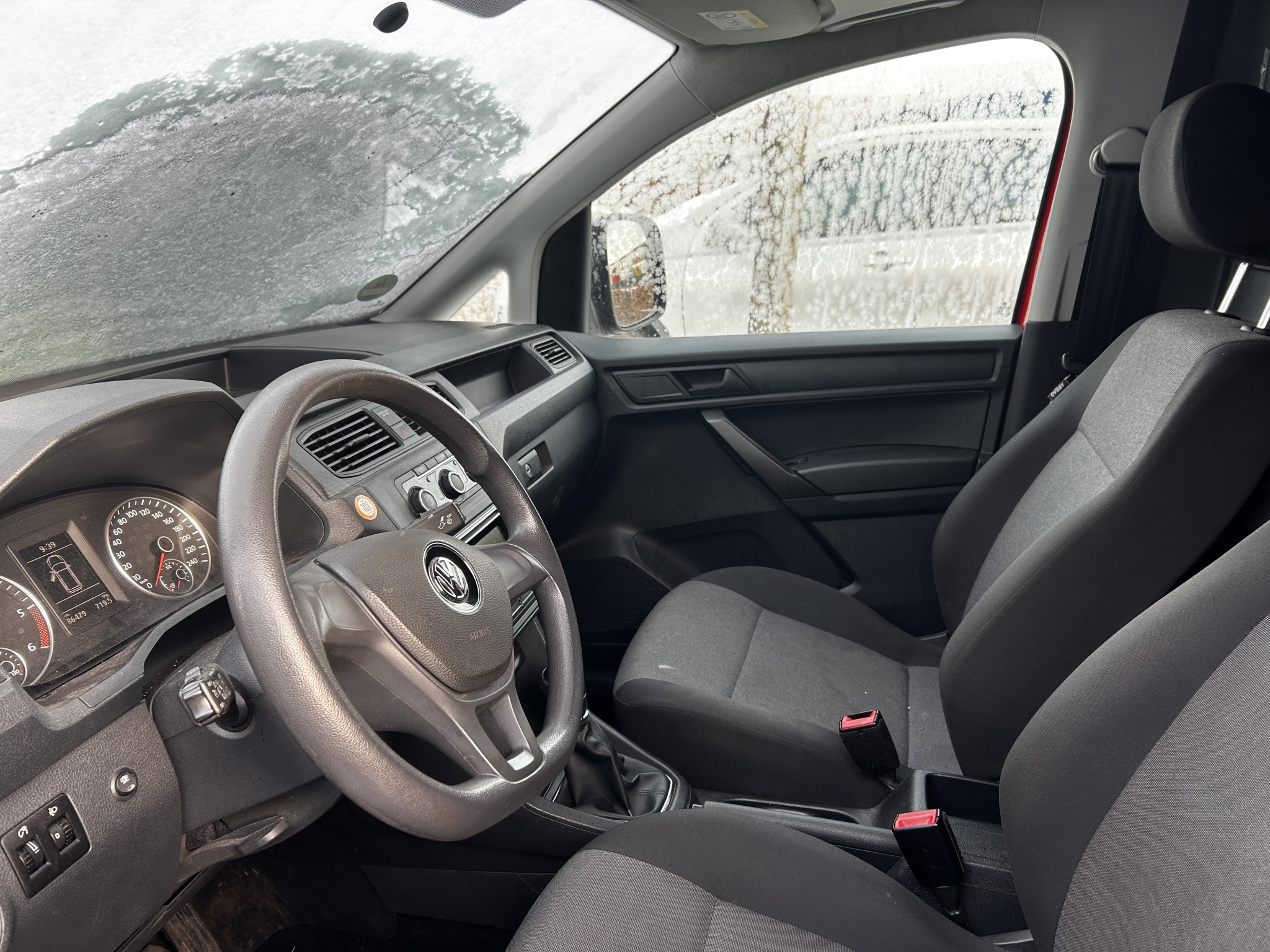 gepflegte Behördenfahrzeuge aus dem Hafenumfeld-9