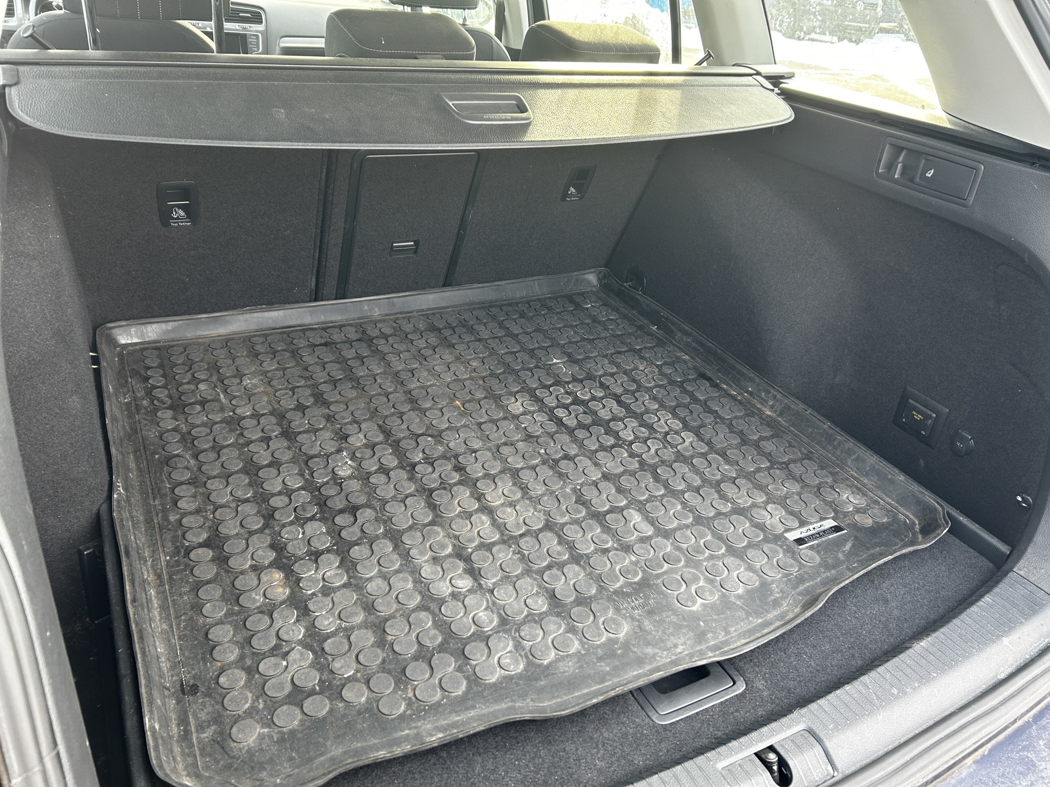 gepflegte Behördenfahrzeuge aus dem Hafenumfeld-15