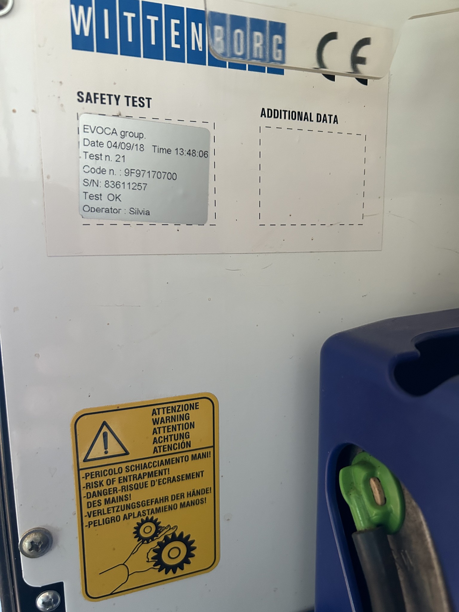 équipement technique soigné provenant de l'environnement portuaire-4