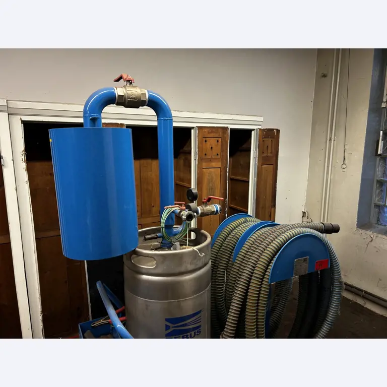 well-kept technical equipment from the port environment-3