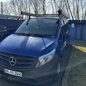 4 x 4 vehículos para mercancías. transporte de hasta 3,5 toneladas (ex HH-PA 3560) Mercedes Benz Vito 114