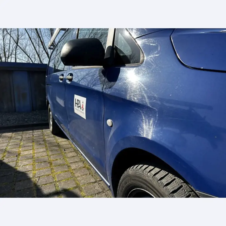 Barco de trabajo (barco de sondeo) "Deepenschriewer IV" <br>así como barcazas residenciales "WS 3"
-5