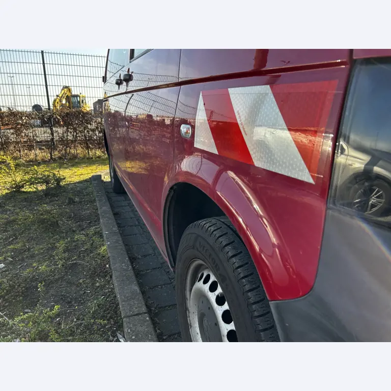 Werkstatt/ Klempnereinrichtung aus dem Hafenumfeld-4