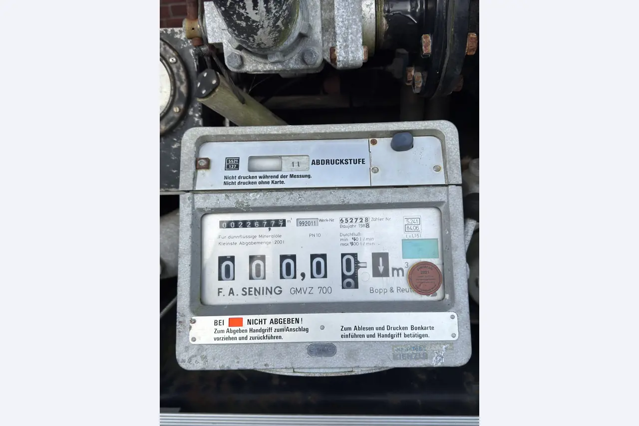 Technical equipment from the port environment-4