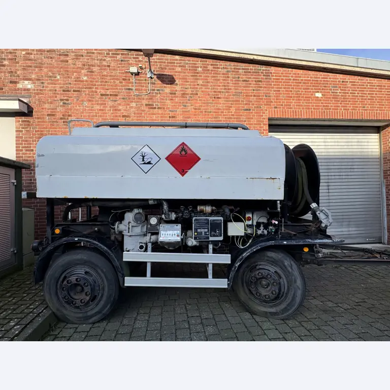 Technical equipment from the port environment-1