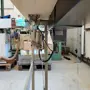 thumbnail-Gepflegte Holzbearbeitungsmaschinen, Absauganlagen und Handarbeitsgeräte einer Holzwerkstatt/ Hafen-8