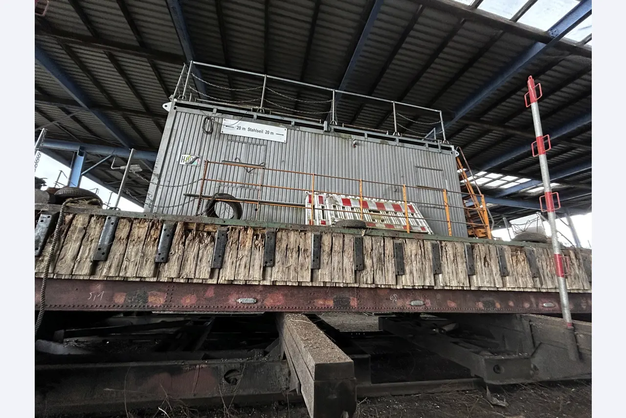 Technical equipment from the port environment-12