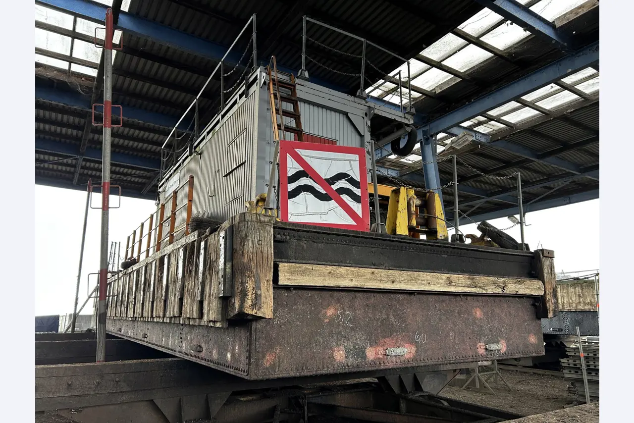 Equipamento de oficina/canalização da zona portuária-2