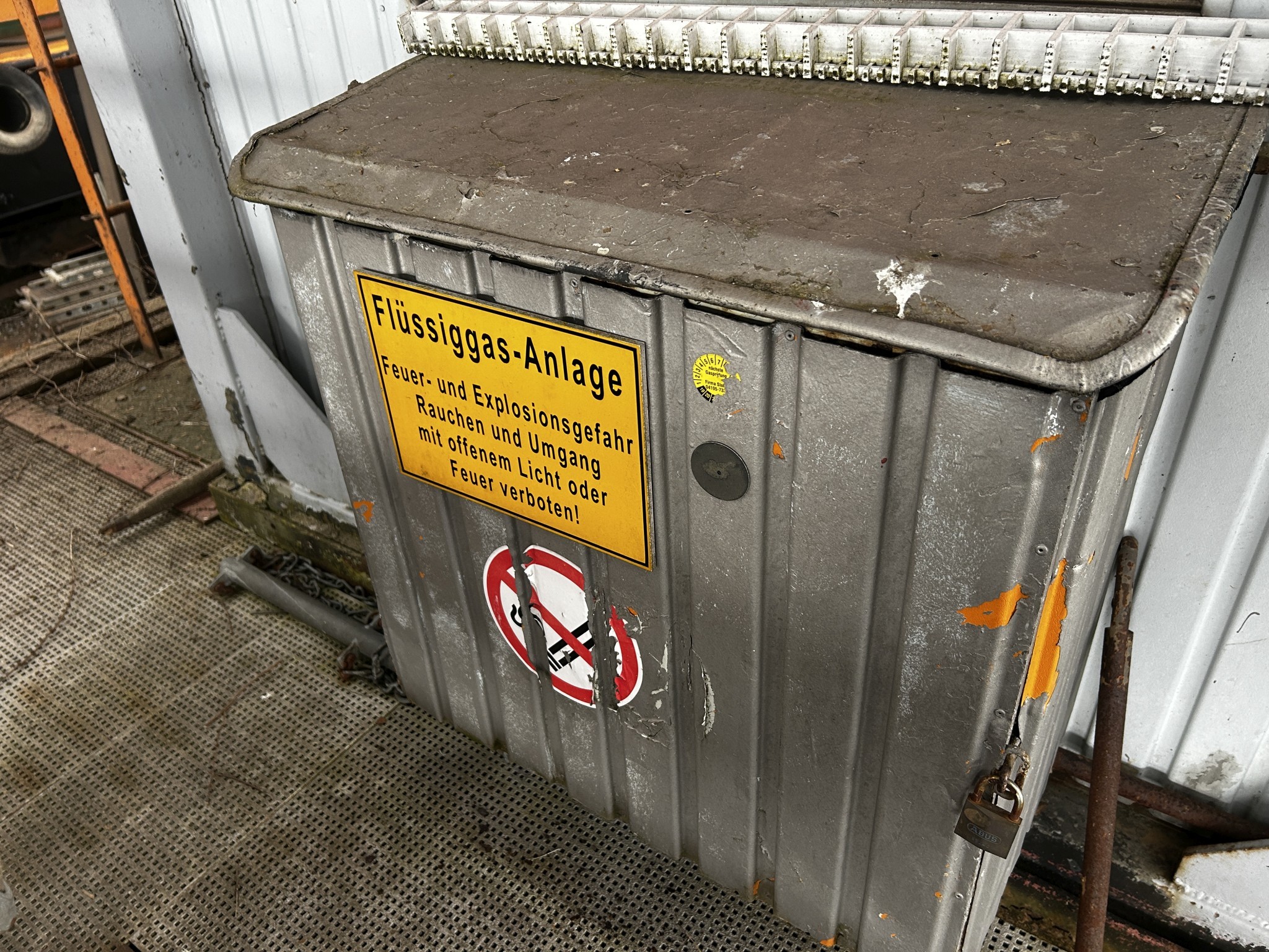 Technical equipment from the port environment-35