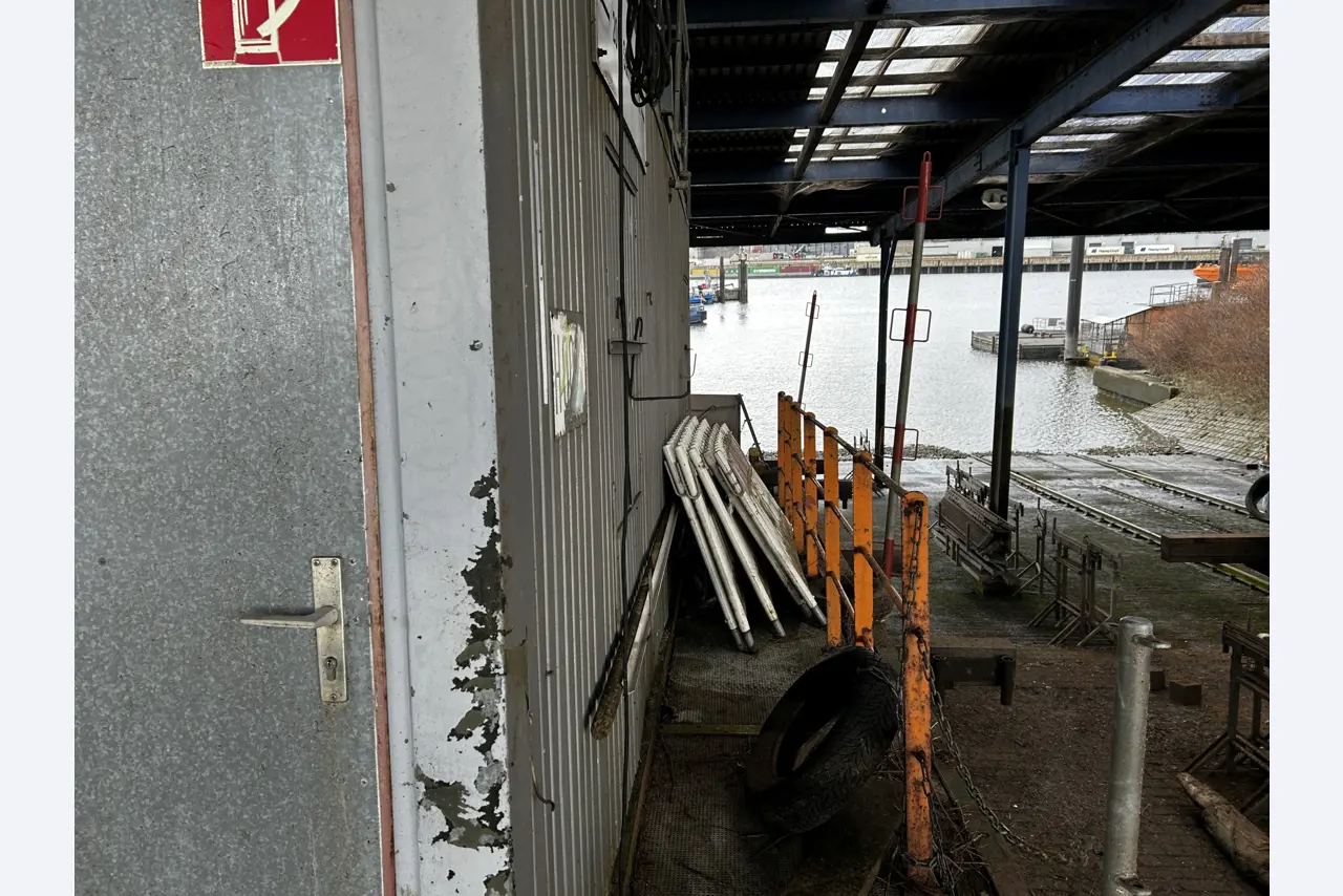 Technical equipment from the port environment-36