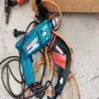 thumbnail-Máquinas para trabajar la madera, sistemas de extracción y herramientas manuales en buen estado en un taller/puerto de madera-1