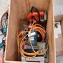 thumbnail-Gepflegte Holzbearbeitungsmaschinen, Absauganlagen und Handarbeitsgeräte einer Holzwerkstatt/ Hafen-10