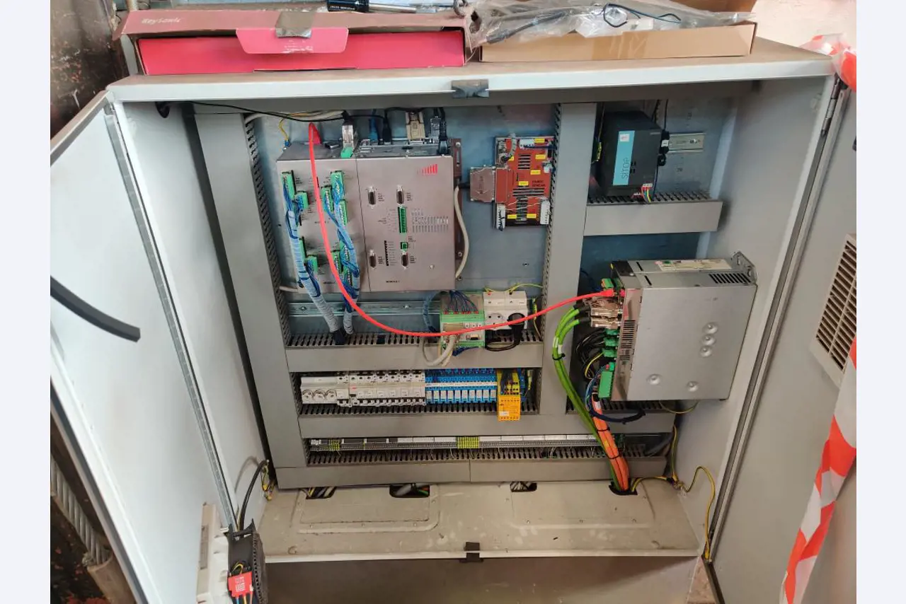 Equipamento de oficina/canalização da zona portuária-10